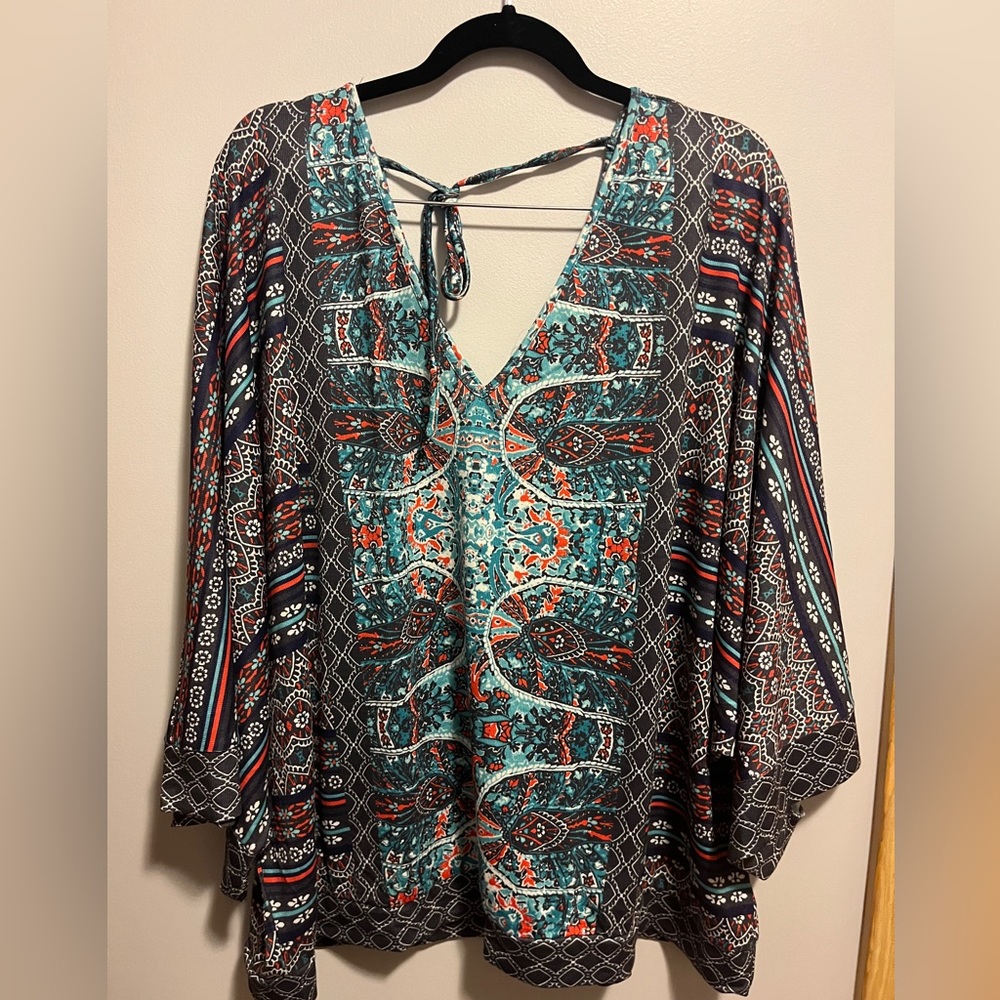 NWT- Suzanne Betro- Women Plus Size Top